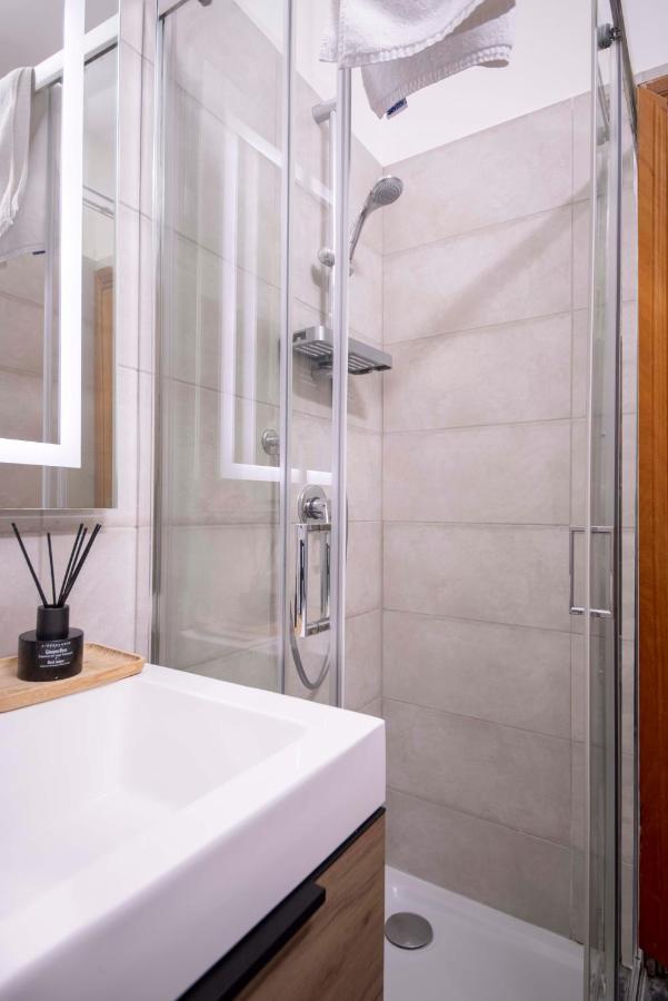 Stranamore Apartments Trastevere Рим Экстерьер фото